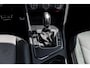 Volkswagen Tiguan 1.5 TSI ACT Highline Business R Panoramadak I Trekhaak I NL Auto I NAP I Dynaudio I Adaptive Cruise I PDC