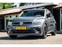 Volkswagen Tiguan 1.5 TSI ACT Highline Business R Panoramadak I Trekhaak I NL Auto I NAP I Dynaudio I Adaptive Cruise I PDC