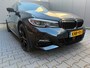 BMW 3-Serie Touring 330e xDrive High Executive LASER PANO 360 CAMERA ACC TREKHAAK LEDER HUD STOELVERWARMING CARPLAY ANDROIDAUTO