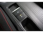Ford Focus Wagon 1.0EB Hybrid ST Line | NL-AUTO! | 1E EIGENAAR! | CRUISE | PARK SENS V+A | WINTERPACK | LED | DEALER OH! | LANE ASSIST | NAVI | CLIMA