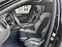 Volvo XC60 2.0 T6 Plug-in hybrid AWD Plus Black Edition Trekhaak | H/K | 360 Camera | 349 PK | Panoramadak
