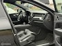 Volvo XC60 2.0 Recharge T8 AWD R-Design Pano|Luchtv|H&K|21'