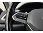 Volkswagen T-Roc 1.0 TSI Life | Trekhaak | Adaptieve cruise control | LED
