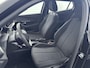 Peugeot 2008 SUV 100 pk Style | Apple Carplay/Android Auto | Airco | Rijstrooksensor met Correctie | Parkeerhulp achter