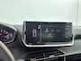 Peugeot 2008 SUV 100 pk Style | Apple Carplay/Android Auto | Airco | Rijstrooksensor met Correctie | Parkeerhulp achter