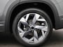 Skoda Kodiaq 1.5 TSI PHEV Sportline Business | Automaat | Matrix LED Koplampen | Navigatie |  Apple Carplay/Android Auto | Keyless Entry | Rondomcamera | Climate Control | Adaptive Cruise Control | Parkeersensoren | Elektrische achterklep | Privacy Glass | Stoelverwarming | Lichtmetalen velgen |