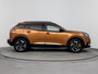 Peugeot e-2008 SUV EV 136 pk 50 kWh Allure | Accu 94% | Camera | Voorstoelen Verwarmbaar | Apple carplay/Android Auto | 17 inch Velgen