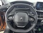 Peugeot e-2008 SUV EV 136 pk 50 kWh Allure | Accu 94% | Camera | Voorstoelen Verwarmbaar | Apple carplay/Android Auto | 17 inch Velgen