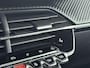 Peugeot e-2008 SUV EV 136 pk 50 kWh Allure | Accu 94% | Camera | Voorstoelen Verwarmbaar | Apple carplay/Android Auto | 17 inch Velgen