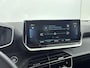 Peugeot e-2008 SUV EV 136 pk 50 kWh Allure | Accu 94% | Camera | Voorstoelen Verwarmbaar | Apple carplay/Android Auto | 17 inch Velgen