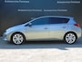 Toyota Auris 1.8 Hybride Edition - 2013 - 99DKM - Navi-Camera-Trekhaak-Panoramadak