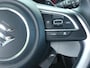 Suzuki Swift Style 1.2 Smart Hybrid 85PK CVT Automaat Two-Tone dak, Climate Control, Navigatie, Lichtmetalen velgen, Zwarte Wielkast randen
