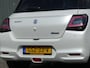 Suzuki Swift Style 1.2 Smart Hybrid 85PK CVT Automaat Two-Tone dak, Climate Control, Navigatie, Lichtmetalen velgen, Zwarte Wielkast randen