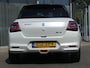 Suzuki Swift Style 1.2 Smart Hybrid 85PK CVT Automaat Two-Tone dak, Climate Control, Navigatie, Lichtmetalen velgen, Zwarte Wielkast randen