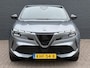 Alfa Romeo Junior Elettrica Sport Speciale 54 kWh 412 Km WLTP | Adaptieve Cruise Control | Lane Assist | Apple Carplay | Navigatie | Parkeercamera | Parkeersensoren Voor & Achter | Stoelverwarming