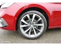 SEAT Leon Sportstourer 1.5 eTSI DSG FR / Pano / Cam / Navi