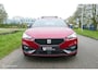 SEAT Leon Sportstourer 1.5 eTSI DSG FR / Pano / Cam / Navi