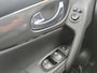 Nissan Qashqai 1.2 N-Connecta | Navigatie, Trekhaak, Keyless, Parkeercamera, Climate + Cruise Control, Stoelverwarming