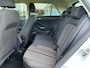Volkswagen T-Roc 1.5 TSI Style | Rijklaar incl garantie | Parkeersensoren voor en achter 18 inch Carplay