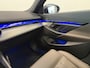 BMW i5 eDrive40 84 kWh Head-Up ACC PDC Trekhaak M-Sport Leder 24 Maanden garantie* (Vraag naar de voorwaarden)