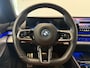 BMW i5 eDrive40 84 kWh Head-Up ACC PDC Trekhaak M-Sport Leder 24 Maanden garantie* (Vraag naar de voorwaarden)
