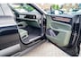 Porsche Macan 100 kWh | Camera | Panorama Dak | Groen Leder Interieur | Luchtvering | Stuurwielverwarming
