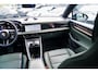 Porsche Macan 100 kWh | Camera | Panorama Dak | Groen Leder Interieur | Luchtvering | Stuurwielverwarming