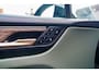 Porsche Macan 100 kWh | Camera | Panorama Dak | Groen Leder Interieur | Luchtvering | Stuurwielverwarming