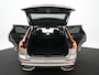Volvo XC60 T8 Recharge Ultra Dark Executive | Luchtvering | Bowers & Wilkins | Head-Up | Nappa | Stoelventilatie & Massage | 360° Camera | Gelamineerd Glas