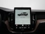 Volvo XC60 T8 Recharge Ultra Dark Executive | Luchtvering | Bowers & Wilkins | Head-Up | Nappa | Stoelventilatie & Massage | 360° Camera | Gelamineerd Glas