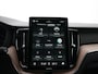 Volvo XC60 T8 Recharge Ultra Dark Executive | Luchtvering | Bowers & Wilkins | Head-Up | Nappa | Stoelventilatie & Massage | 360° Camera | Gelamineerd Glas