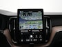 Volvo XC60 T8 Recharge Ultra Dark Executive | Luchtvering | Bowers & Wilkins | Head-Up | Nappa | Stoelventilatie & Massage | 360° Camera | Gelamineerd Glas