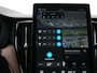 Volvo XC60 T8 Recharge Ultra Dark Executive | Luchtvering | Bowers & Wilkins | Head-Up | Nappa | Stoelventilatie & Massage | 360° Camera | Gelamineerd Glas