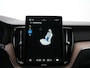 Volvo XC60 T8 Recharge Ultra Dark Executive | Luchtvering | Bowers & Wilkins | Head-Up | Nappa | Stoelventilatie & Massage | 360° Camera | Gelamineerd Glas