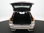 Volvo XC60 T8 Recharge Ultra Dark Executive | Luchtvering | Bowers & Wilkins | Head-Up | Nappa | Stoelventilatie & Massage | 360° Camera | Gelamineerd Glas