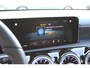 Mercedes-Benz A-klasse 200 AMG Pano | Widescreen | Sfeerverlichting | Augmented Reality | 19" AMG | A45 Uitlaat | LED | Night