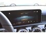 Mercedes-Benz A-klasse 200 AMG Pano | Widescreen | Sfeerverlichting | Augmented Reality | 19" AMG | A45 Uitlaat | LED | Night