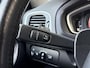 Volvo V40 Cross Country 2.0 T3 Nordic+ - Navigatie - Trekhaak - Climate Control - Stoelverwarming