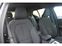 Volvo XC40 Single Motor Extended Range Core 82 kWh | Cruise Control | Verstelbare stoelen | Google Services | Range Assisent | Achteruitrijcamera | 19 inch lichtmetalen wielen