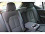 Volvo XC40 Single Motor Extended Range Core 82 kWh | Cruise Control | Verstelbare stoelen | Google Services | Range Assisent | Achteruitrijcamera | 19 inch lichtmetalen wielen