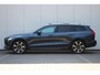 Volvo V60 Cross Country B5 AWD Pro | Adaptieve Cruise Control | BLIS Dodehoekdetectie | 20" Velgen | Elektrisch verstelbare voorstoelen met geheugen | Stoel- & stuurwielverwarming | 360-camera | Panoramisch schuif-/kanteldak | Draadloze oplader | Premium Audio by Harman/Kardon |