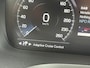 Volvo V60 2.0 B4 Business Pro | Adaptieve cruise control | Blis | Verwarmde voorstoelen | Apple CarPlay/Android Auto | DAB | Trekhaak | LED | Parkeersensoren achter |