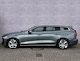 Volvo V60 2.0 B4 Business Pro | Adaptieve cruise control | Blis | Verwarmde voorstoelen | Apple CarPlay/Android Auto | DAB | Trekhaak | LED | Parkeersensoren achter |