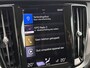 Volvo V60 2.0 B4 Business Pro | Adaptieve cruise control | Blis | Verwarmde voorstoelen | Apple CarPlay/Android Auto | DAB | Trekhaak | LED | Parkeersensoren achter |