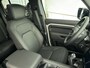 Land Rover Defender 110 P300e Dynamic SE Edition | Panoramadak | Elektrische trekhaak | 22" Gloss Black Borasco Grey/Ebony