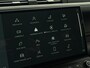 Land Rover Defender 110 P300e Dynamic SE Edition | Panoramadak | Elektrische trekhaak | 22" Gloss Black Borasco Grey/Ebony