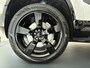 Land Rover Defender 110 P300e Dynamic SE Edition | Panoramadak | Elektrische trekhaak | 22" Gloss Black Borasco Grey/Ebony