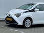 Toyota Aygo 1.0 VVT-i x-play Automaat met CarPlay, Airco, Camera, All Season