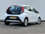 Toyota Aygo 1.0 VVT-i x-play Automaat met CarPlay, Airco, Camera, All Season