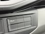 Volkswagen Transporter Kombi 2.0 TDI L2H1 Comfortline | 8 Persoons | Apple Carplay | DAB | Parkeersensoren | Bluetooth | Cruise Control |